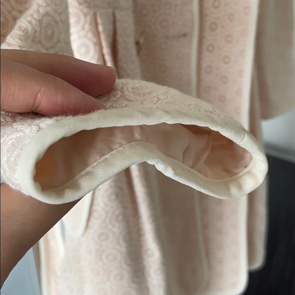 Cream trench coat - Picture 8 of 8